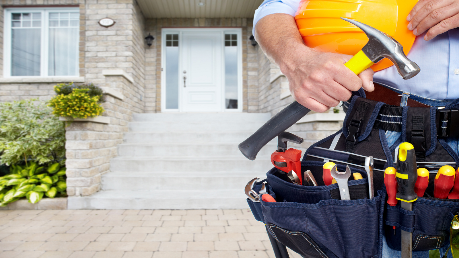 Expert handyman services in Kihei, HI! 808 Handy Haole provides top-quality home repairs, carpentry, plumbing, and electrical work. Whether you need minor fixes or major improvements, we deliver reliable, affordable, and professional service. Contact us today for a free estimate and get the job done right!